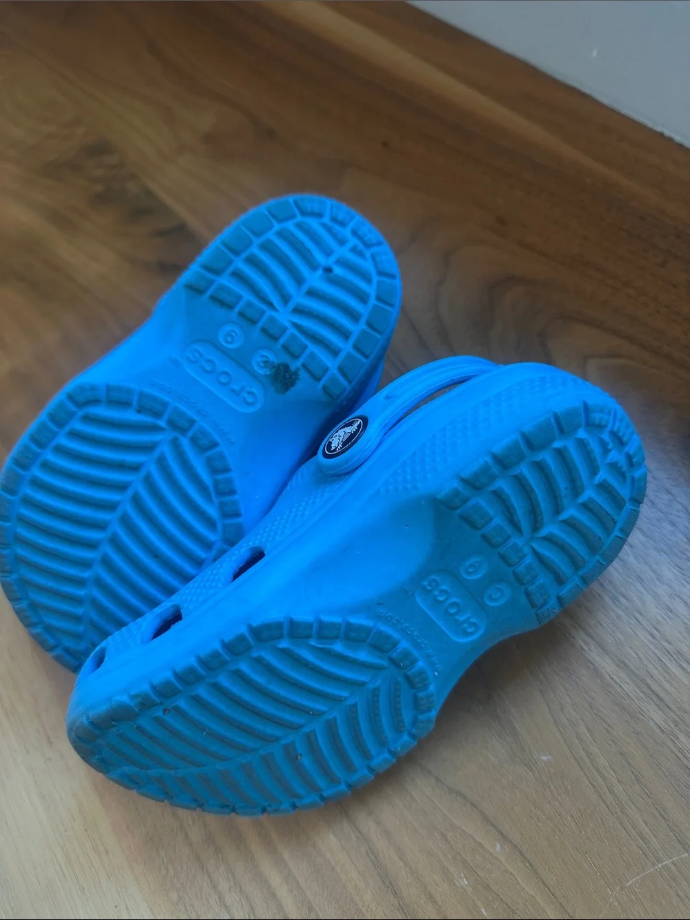 Kids Bright Blue Crocs C9